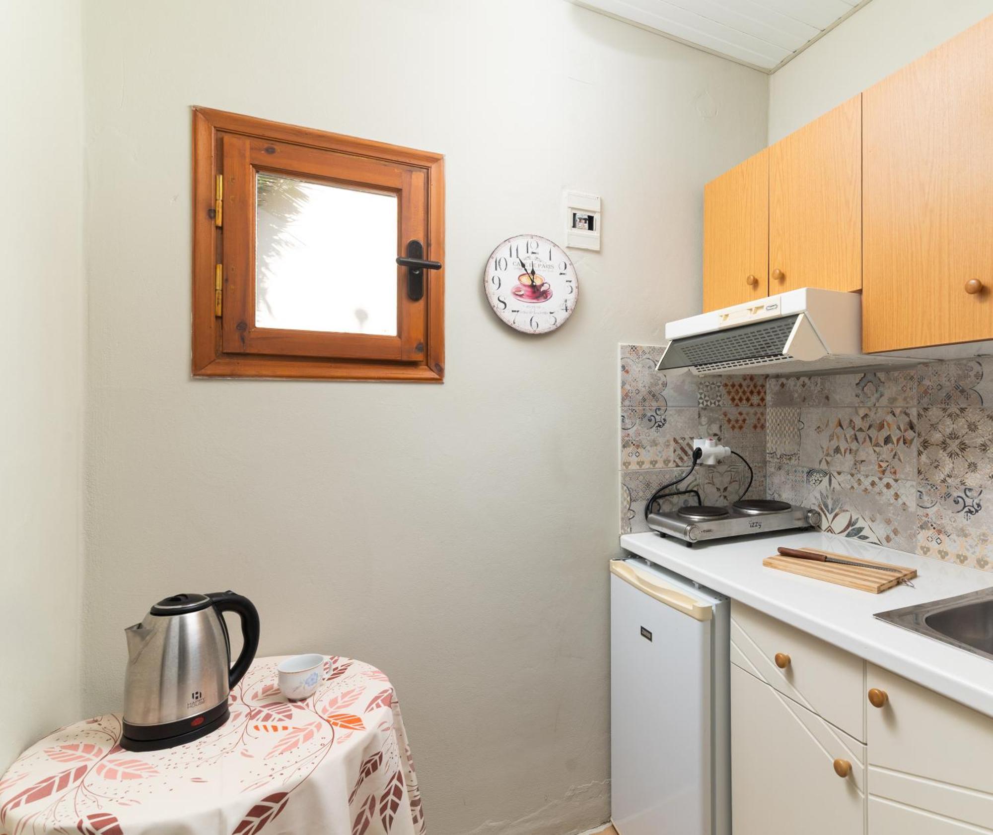 Filia Rooms Матала Экстерьер фото