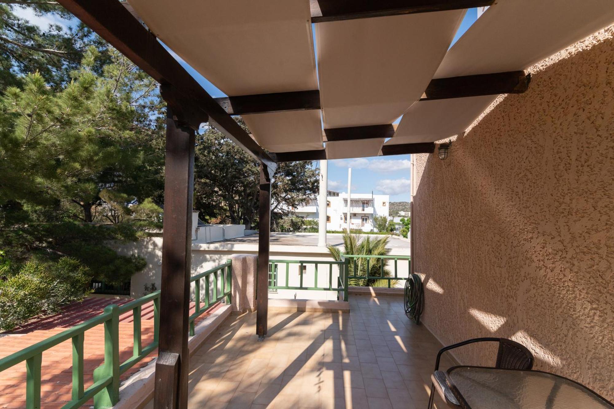 Filia Rooms Матала Экстерьер фото