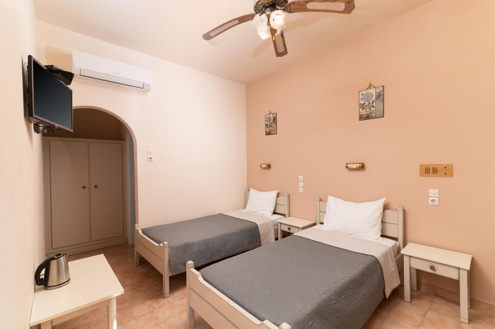 Filia Rooms Матала Экстерьер фото