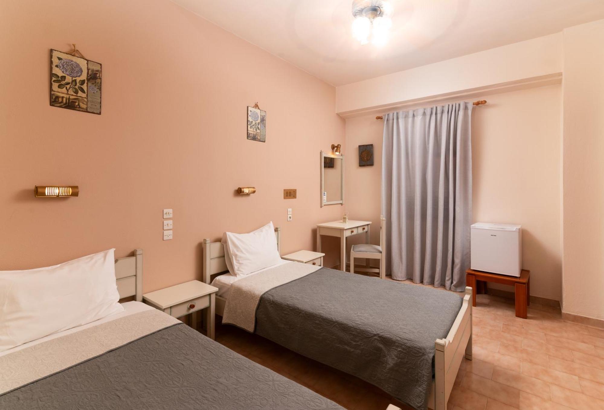 Filia Rooms Матала Экстерьер фото