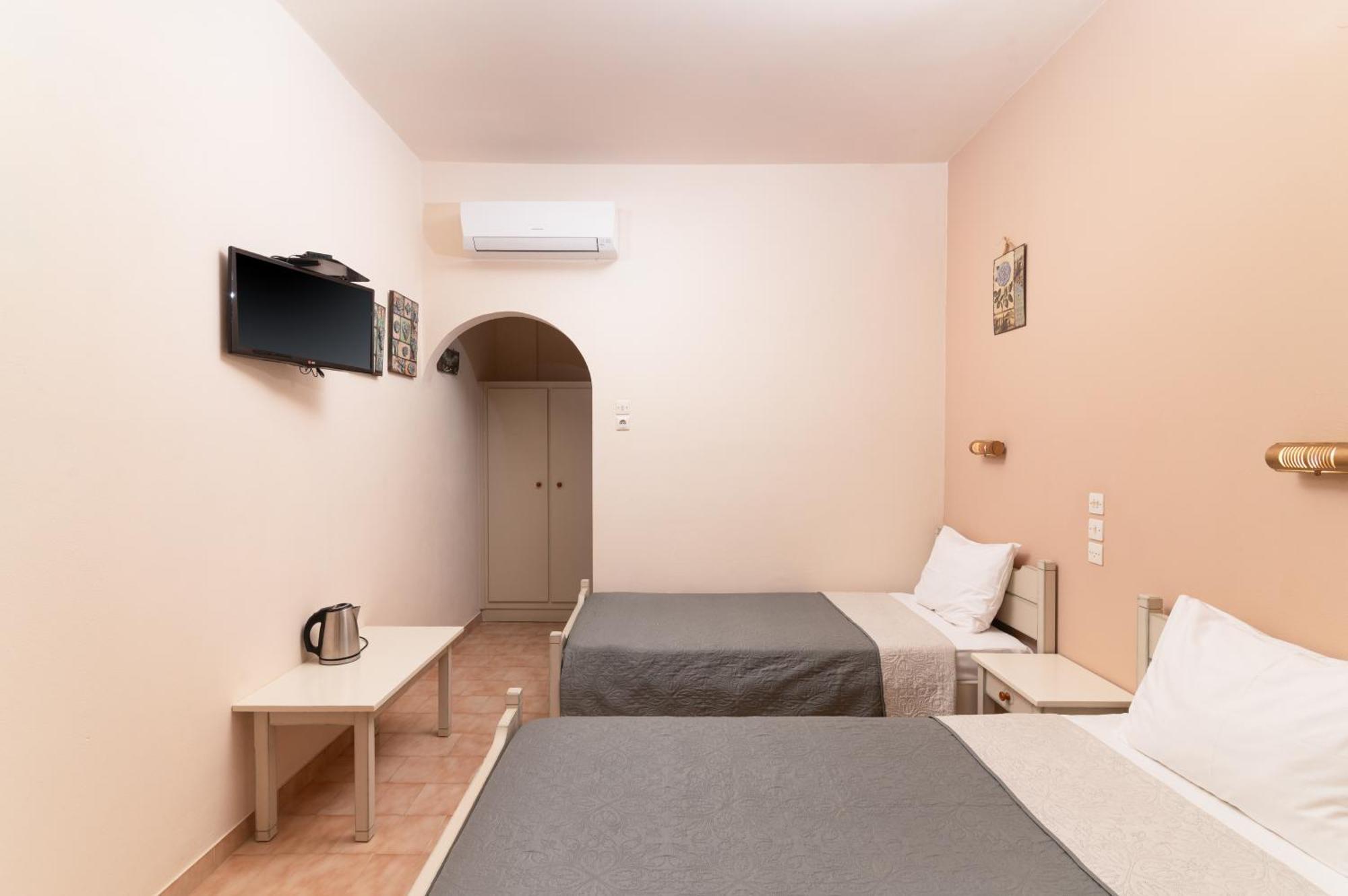 Filia Rooms Матала Экстерьер фото