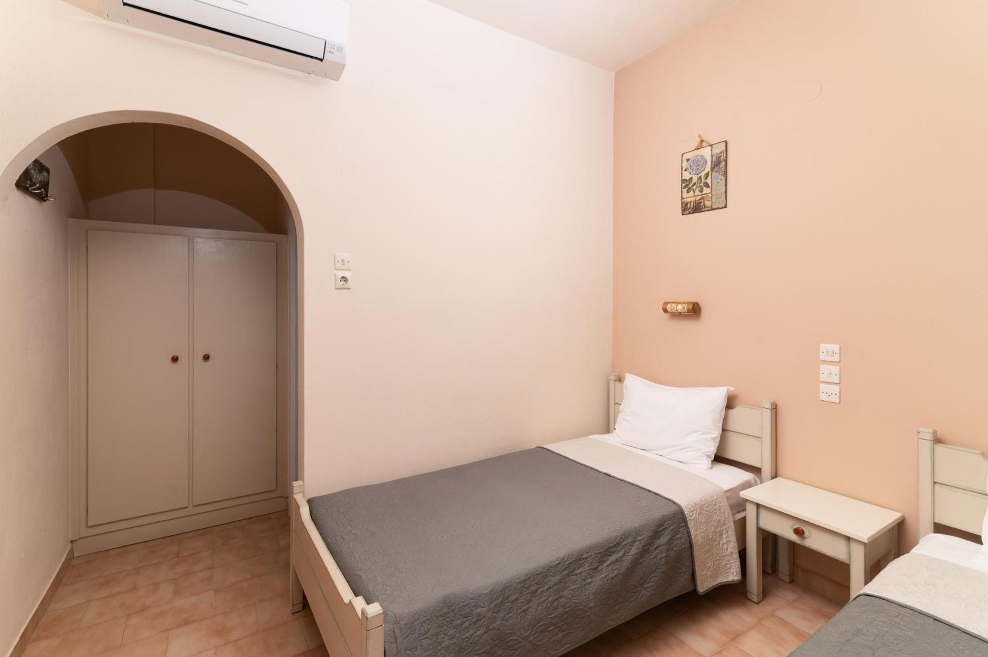 Filia Rooms Матала Экстерьер фото
